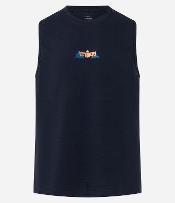 Regata Comfort em Algodão com Estampa Lettering  Outsiders Texturizada