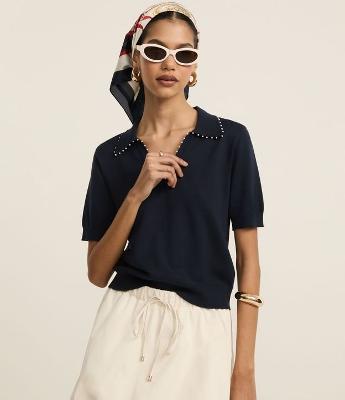 Blusa Polo em Tricô com Mini Pérolas no Decote V