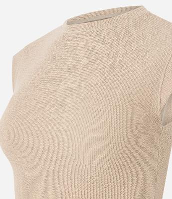 Blusa Canelada com Cava Diferenciada