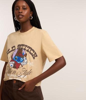 Camiseta T-Shirt em Algodão com Estampa Stitch Cowboy