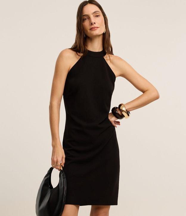 Vestido Curto em Crepe com Gola Halter - 1