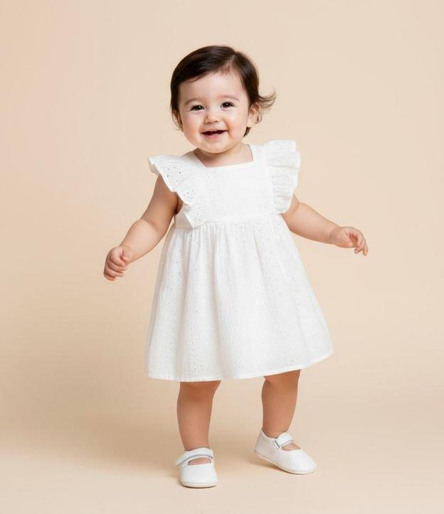 Vestido Infantil em Broderie com Babado e Calcinha - Tam 3 a 18 meses - 2