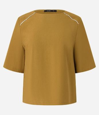 Blusa Alfaiatada em Crepe com Cava Raglan Contrastante