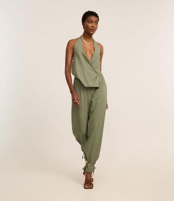 Calça Reta em Viscolinho com Amarração na Barra