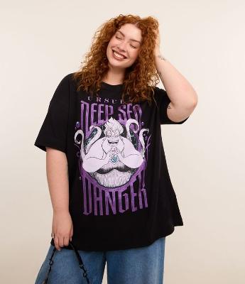 Camiseta Oversized Estampa Ursula Curve & Plus Size