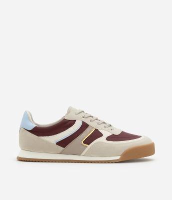 Tênis Jogging Vintage com Recortes