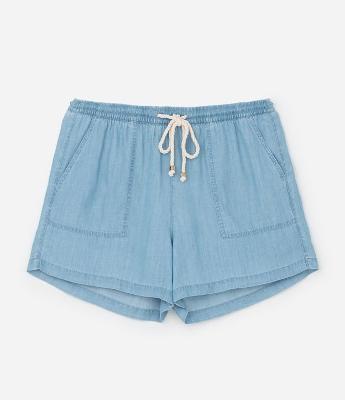 Short Boyfriend Comfy em Jeans com Amarração no Cós Curve & Plus Size