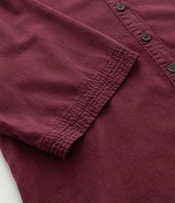 Camisa em Sarja Leve com Pespontos e Barra Larga Curve & Plus Size