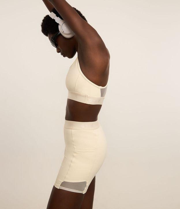 Bermuda Esportiva em Microfibra Pesada com Cós Elástico e Bolsos - 1