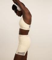 Bermuda Esportiva em Microfibra Pesada com Cós Elástico e Bolsos - 1