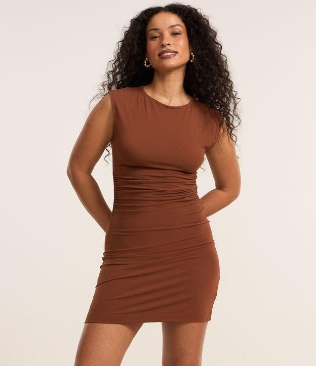Vestido Curto sem Manga em Viscose com Franzido Lateral - 2