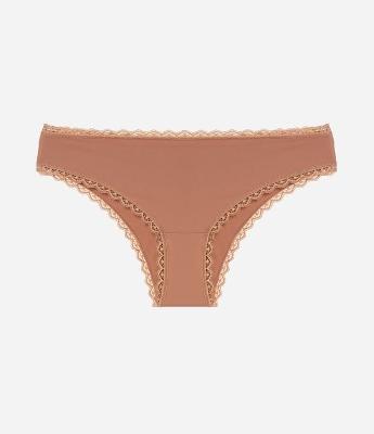 Calcinha Biquíni em Microfibra com Rendinha e Franzido Empina Bumbum Curve & Plus Size