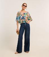 Blusa em Chiffon com Manga Ampla e Estampa Folhagem - 2