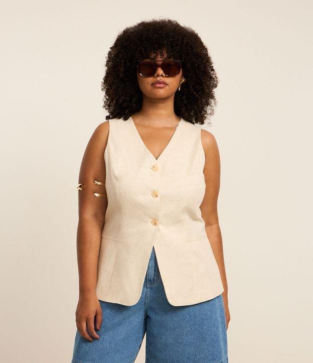 Colete Alfaiataria em Viscolinho com Botões e Bolsos Curve & Plus Size - 3