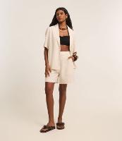 Short em Viscolinho com Frisos e Passantes - 1