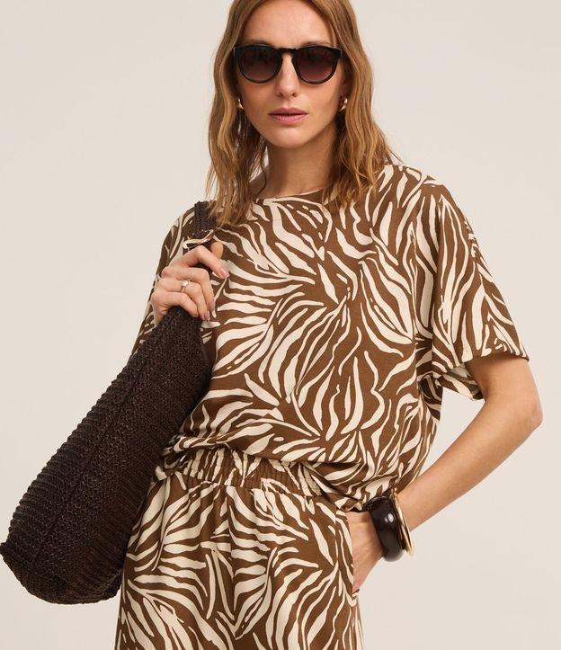 Blusa em Orly com Gola Redonda e Estampa Geométrica - 1