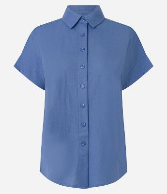 Camisa Texturizada em Orly com Recorte na Manga