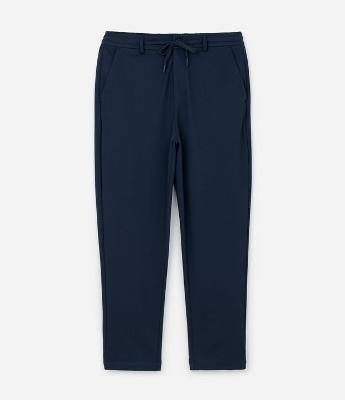 Calça com Amarração no Cós e Tecnologia Performance