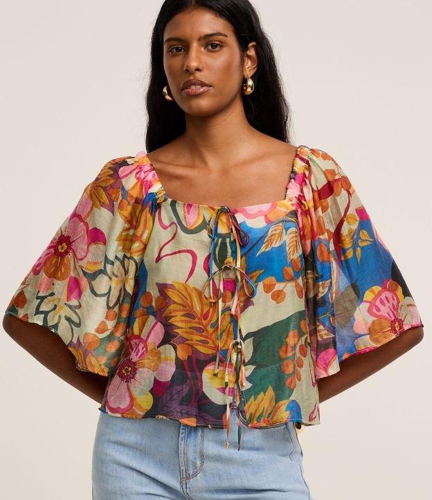 Blusa em Chiffon com Manga Godê e Estampa Floral - 1