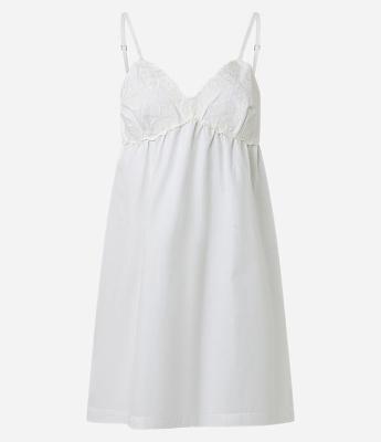 Vestido Curto em Tricoline com Busto Bordado de Flores