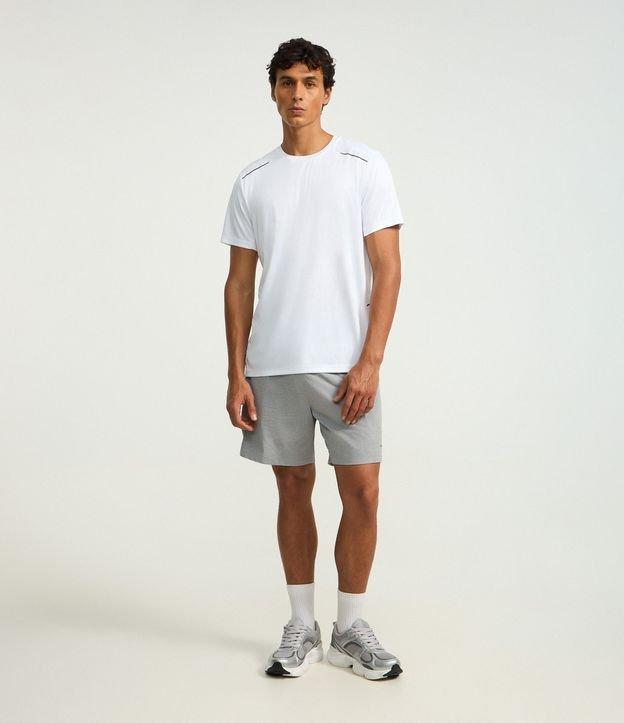 Bermuda Esportiva com Bolso Funcional com Zíper - 2