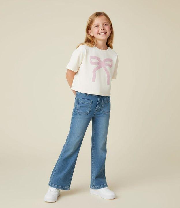 Calça Flare Infantil em Jeans - Tam 5 a 14 anos - 2