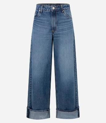 Calça Loose Cintura Baixa em Jeans com Barra Dobrada