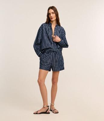 Short Runner em Jeans com Listras