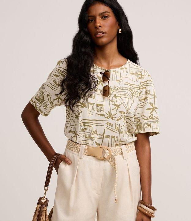 Blusa em Viscolinho com Estampa Vilarejo na Praia - 2