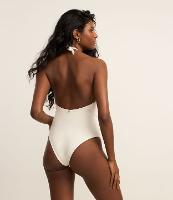 Maiô Halter em Microfibra Texturizada com Aviamento de Concha Caracol - 2