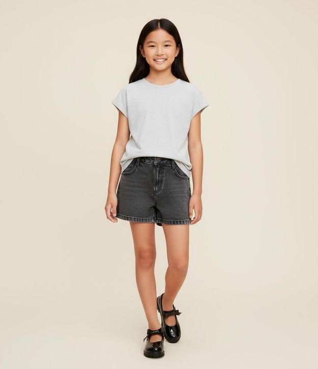 Short Infantil em Jeans com Aplicação de Brilhos - Tam 5 a 14 Anos - 2