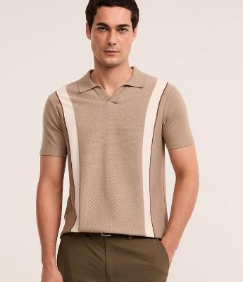 Camisa Polo Slim Tricô com Listras Gola em V e Texturizada