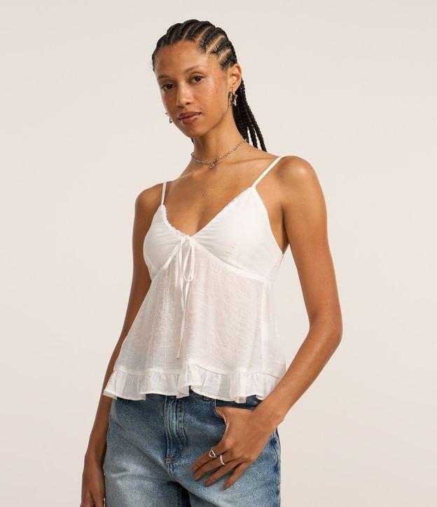 Blusa em Viscose Slub com Decote V e Babados - 2