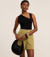 Short Alfaiatado Cintura Alta com Frisos e Botões Duplos - 1