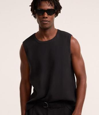 Camisa Boxy em Modal Sem Manga