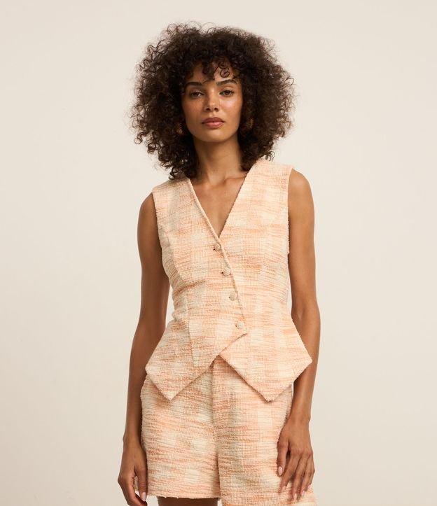 Colete em Tweed Xadrez com Botões Forrados e Barra V - 1