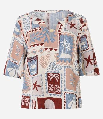 Blusa em Viscose com Miçanga no Decote e Estampa Tropical