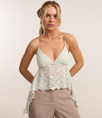 Blusa em Renda com Alça Fina