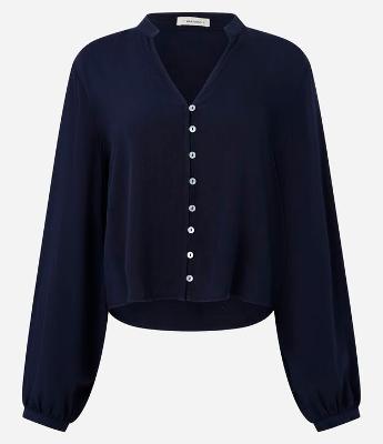 Camisa em Viscose com Gola Padre e Botões