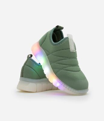 Tênis Infantil Slip On com Led - Tam 20 ao 27