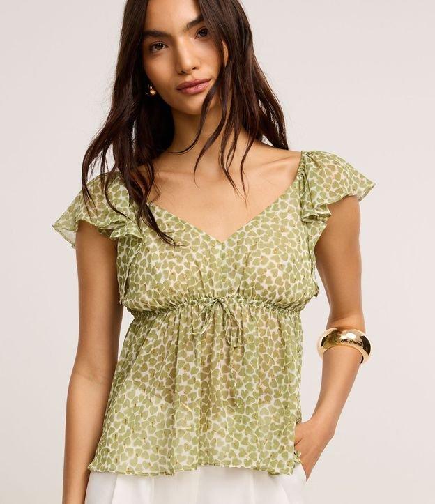 Blusa em Chiffon com Amarração e Estampa Corações - 3