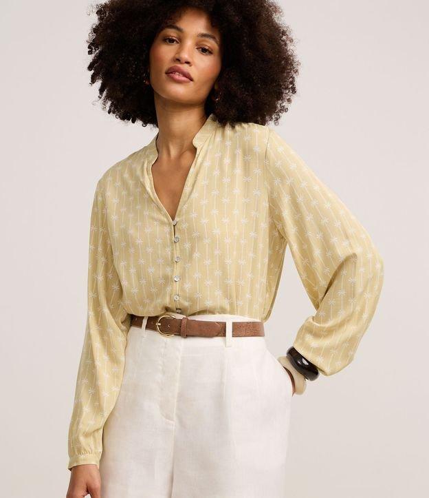 Camisa em Viscose com Gola Padre e Botões - 3