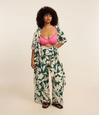 Calça Pareô em Viscolinho com Estampa de Folhagem Curve & Plus Size