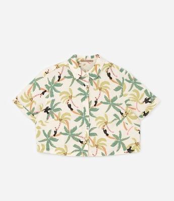 Camisa em Viscolinho com Estampa Tropical com botões Curve & Plus Size