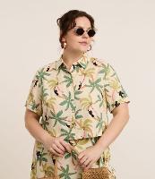Camisa em Viscolinho com Estampa Tropical com botões Curve & Plus Size - 4