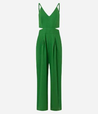 Macacão em Viscolinho com Decote em V