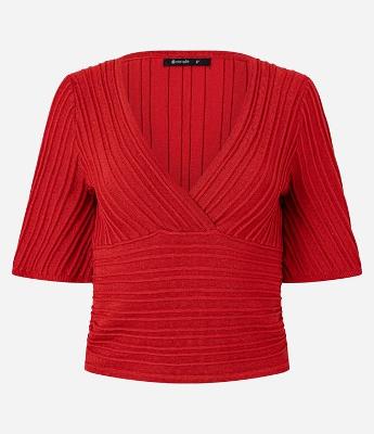 Blusa Texturizada em Tricô com Decote V e Fio Metalizado