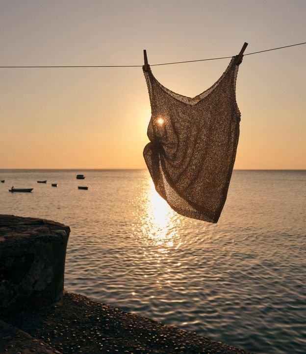 Blusa em Tricô com Fios e Paetês Metalizados - 2