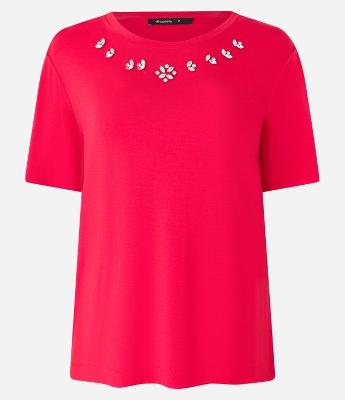 Camiseta em Viscose com Aplicação de Strass