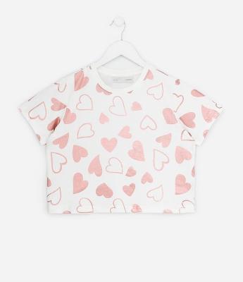 Camiseta Curta Infantil com Estampa de Corações - Tam 5 a 14 Anos